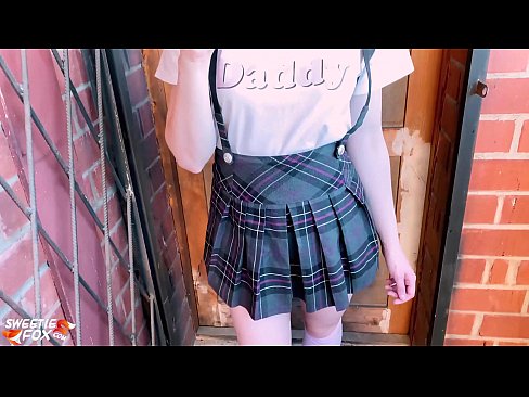 ❤️ A estudante chupa profundamente a sua pila e fode em vez de aulas. ☑ Porno vídeo em nós pt.porno-negrov.ru ❌️